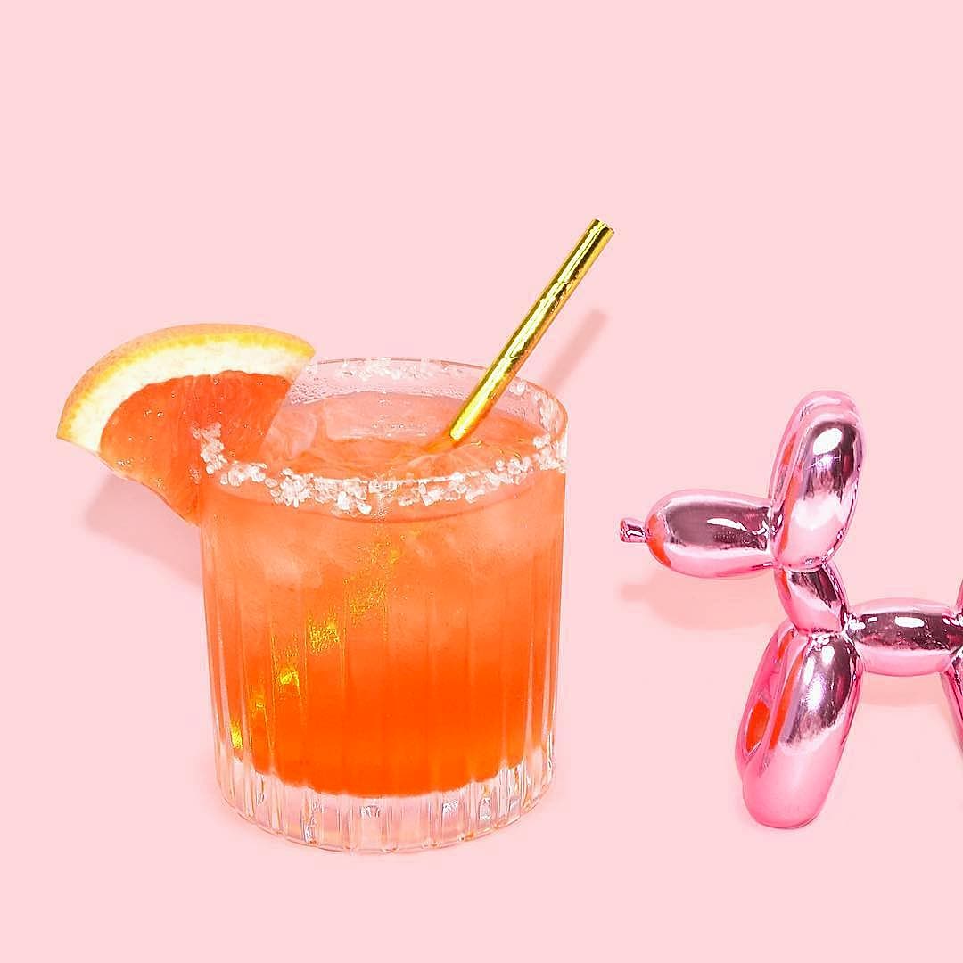 Salty Dog inspo for your thirsty Thursday needs. ? @lizzie_darden